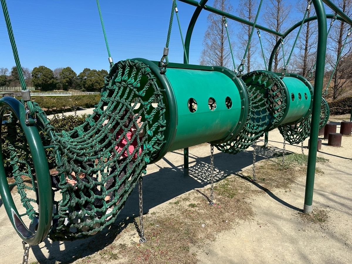 子どもの遊び場｜知多市にある遊具がリニューアルしたメディアス七曲公園のネット遊具