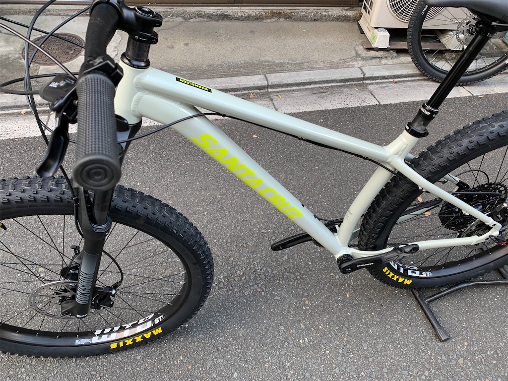 商品入荷のお知らせ SANTACRUZ CHAMELEON Dkit 27.5＋ 2021 - 明雅屋の感想