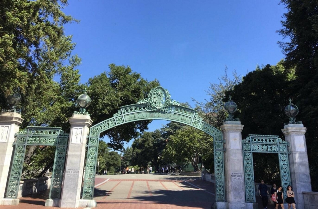 f:id:meiji-borderless-organization:20180103133811j:plain f:id:meiji-borderless-organization:20180103133811j:plain