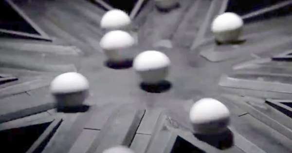 Twitterで話題の東京藝大卒展 19 1 28 2 3 の卒業生作品3点 メイケロの自宅カフェ