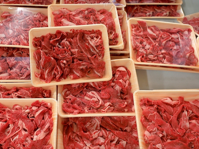 肉や惣菜のパックにも実はウイルスがたくさん付着しています