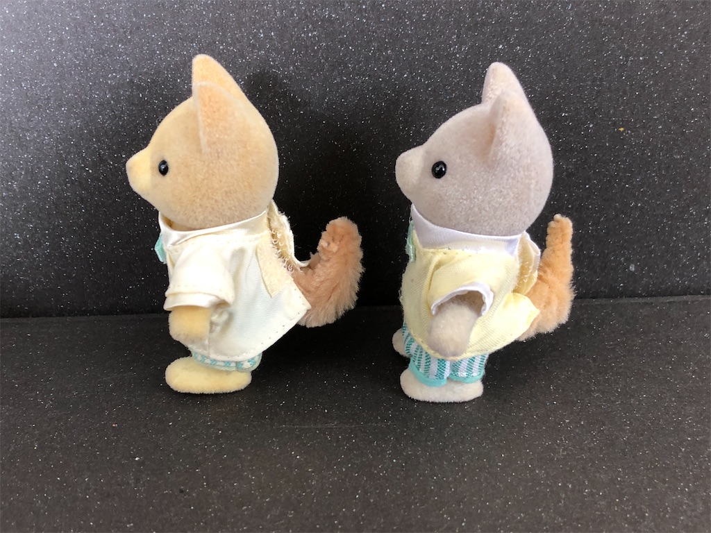 アーバンシリーズ オークル犬 日本版と海外版 森の住人