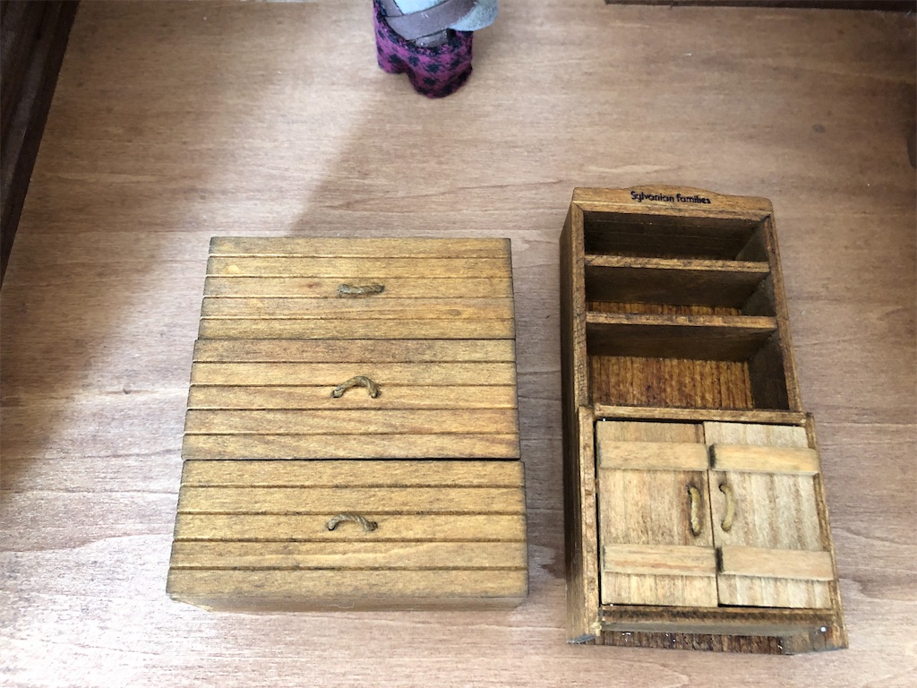 シルバニア 木製丸太小屋 &amp; メモリータイム 家具10点 シルバニアファミリー 初期 木製丸太小屋 | SnowChildVillage