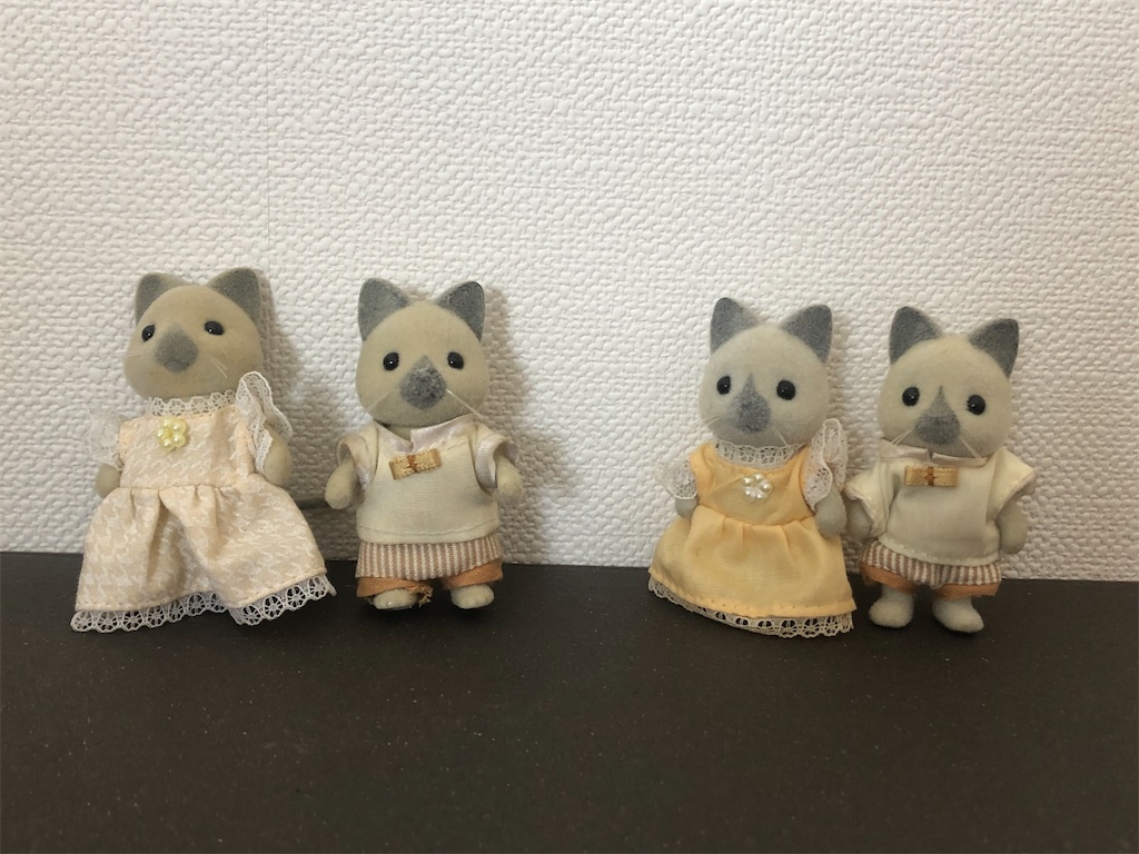 シルバニアファミリー⭐️アーバンライフ⭐️ ネコのお父さん（グレータイプ） シルバニアファミリー グレー ネコファミリー アーバンライフ