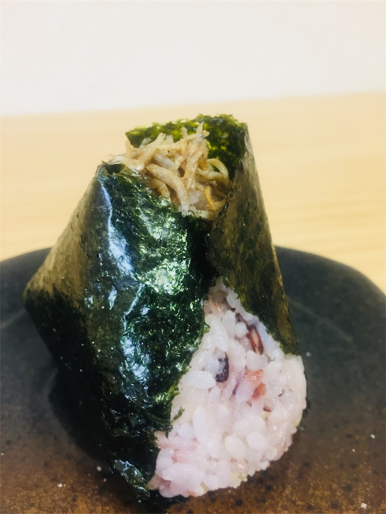 文蔵のおにぎり しらすチーズ 雑穀米おにぎり 文蔵