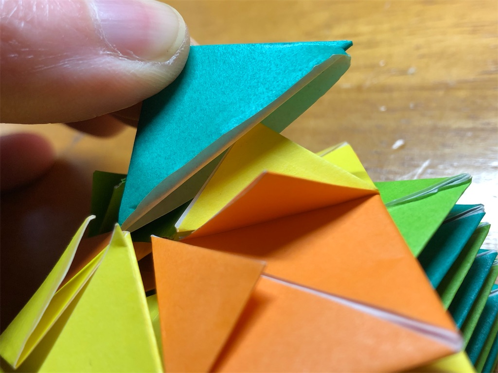 今話題 折り紙で作る万華鏡の作り方を丁寧に説明します 組立編 メロン日記