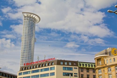 f:id:meltdown_int:20161004152022j:plain f:id:meltdown_int:20161004152022j:plain