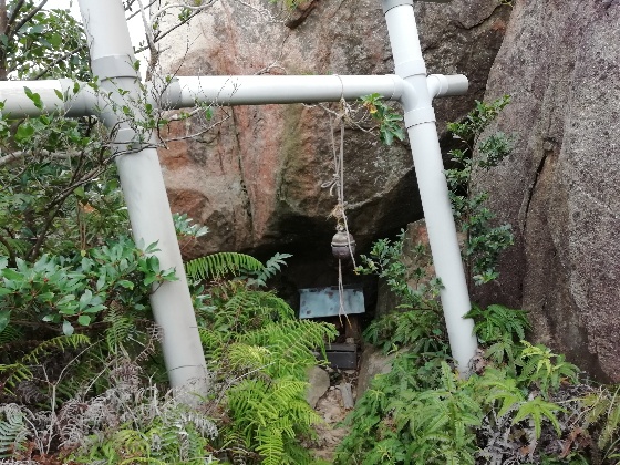 鳥居　立石山　登山　岩　社　写真　画像　糸島