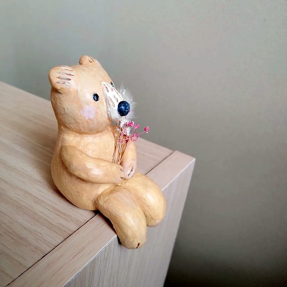 熊　くま　オブジェ　置物　ハンドメイド　石塑粘土　ドライフラワー　写真　画像　アンティーク
