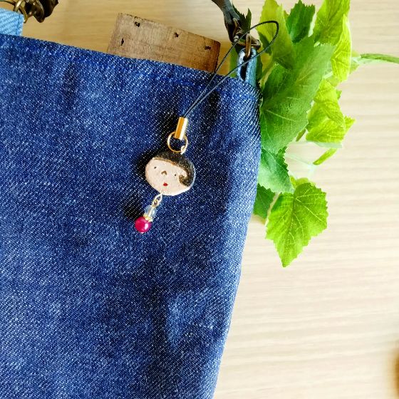 ふわこちゃん ストラップ 天然石 ピンク瑪瑙 水晶 写真 画像 ハンドメイド