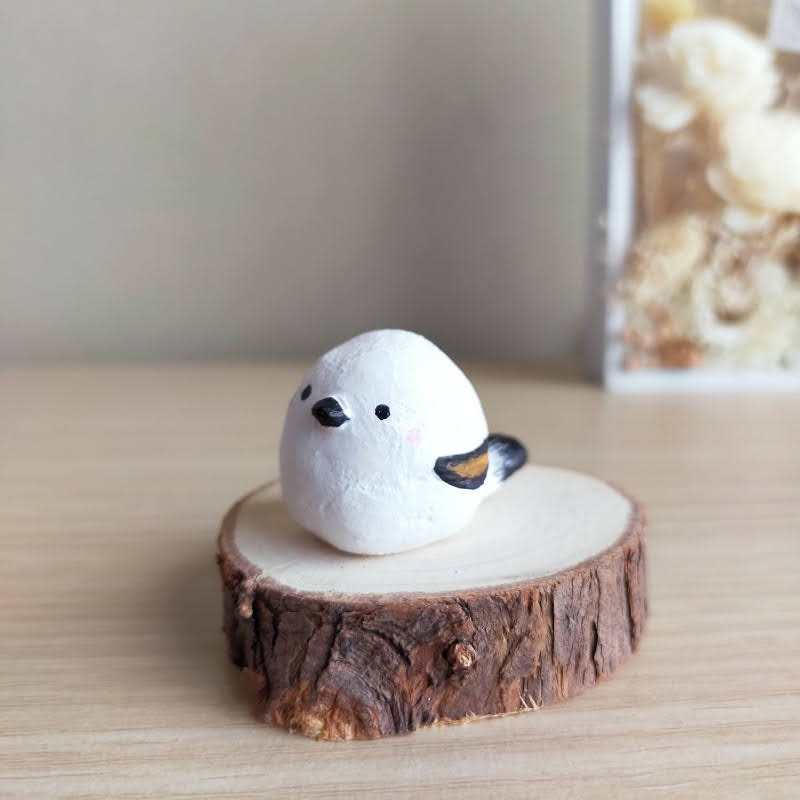 シマエナガ　しまえなが　石塑粘土　かわいい　置物　ミンネ　クリーマ　画像　写真　販売中