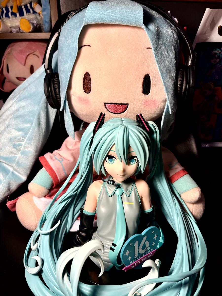 初音ミク16周年記念胸像フィギュアとか開封していくぞい 初音ミク16周年記念胸像フィギュアとか開封していくぞい