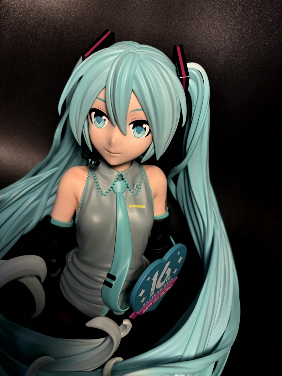 初音ミク16周年記念胸像フィギュアとか開封していくぞい