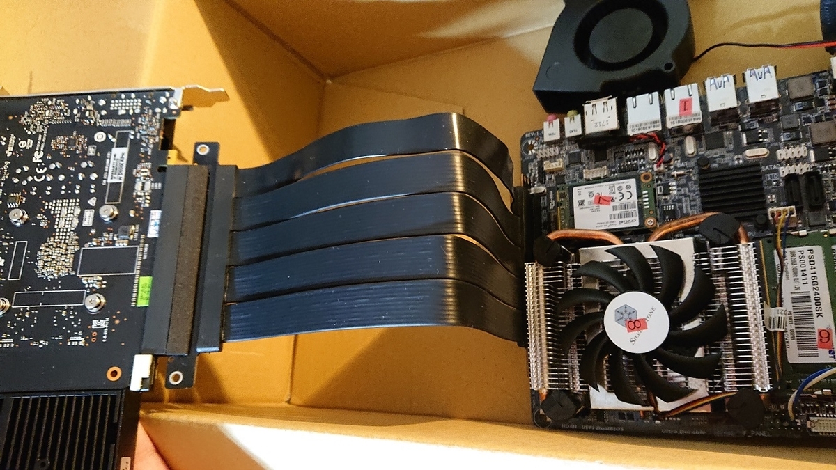 ライザーケーブルがやっかい 最強自作ノートpc 製作簿