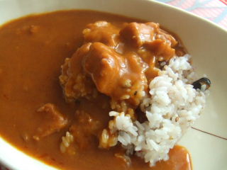 とろうま牛角煮カレー とろうま豚角煮カレー ハウス食品 メンドッチーノ 明日は頑張る