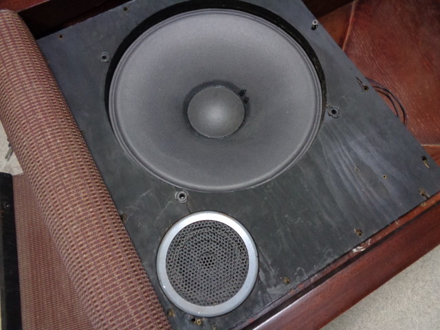 JBL