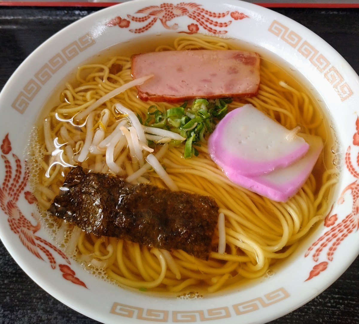 うどん店の中華そば - うまげな話