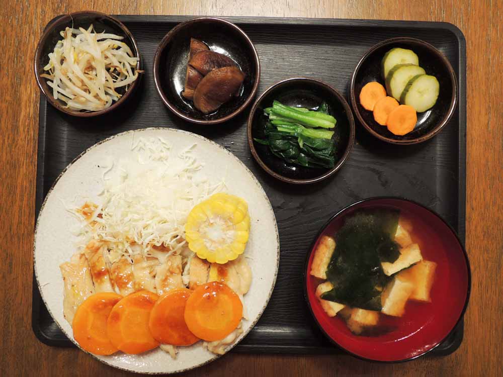 ケイジャン風味チキンと人参のソテーの痛風ケアメニュー