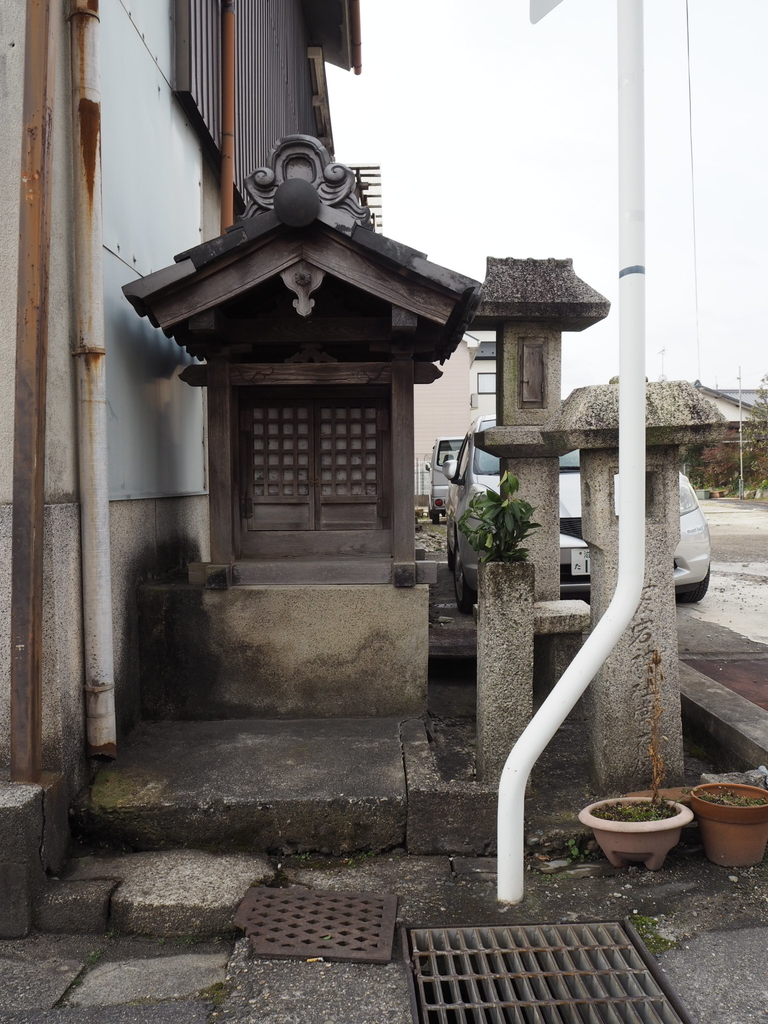 f:id:menpu53:20190218223009j:plain f:id:menpu53:20190218223009j:plain