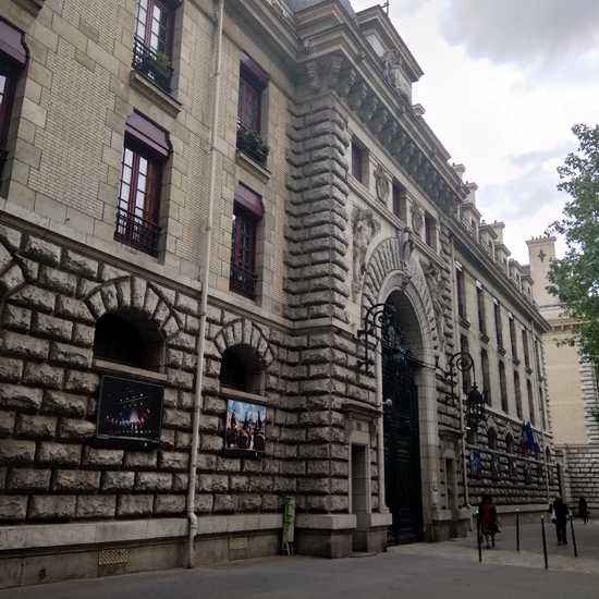 フランス共和国親衛隊舎