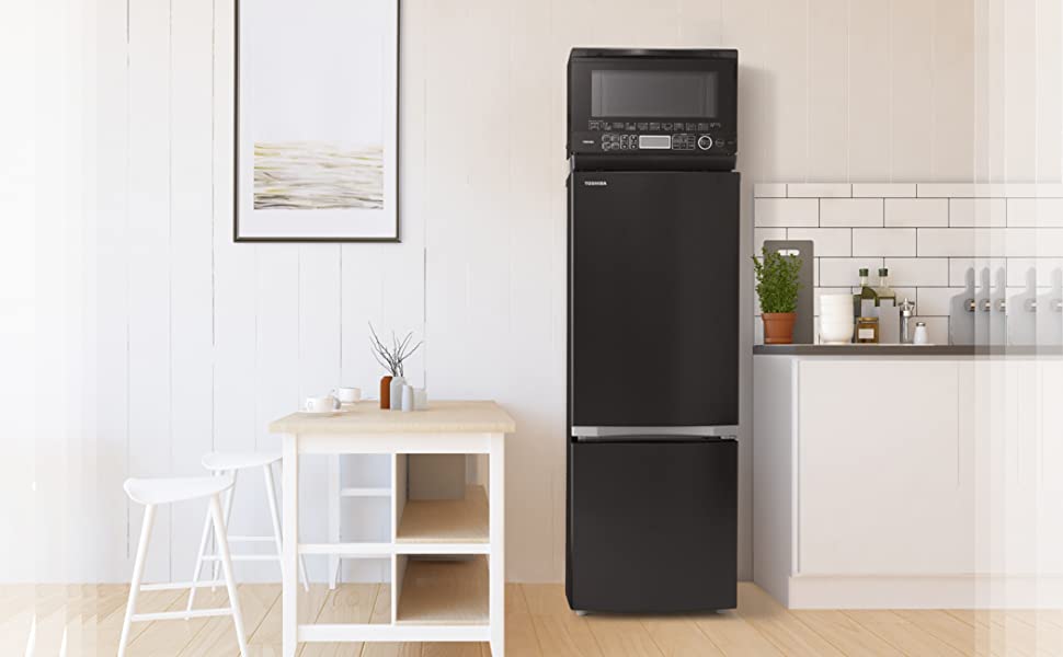 一人暮らしに価格も安くておすすめ 静音と評判 東芝 ミニ冷蔵庫 153l Gr S15bs W Itよろづや