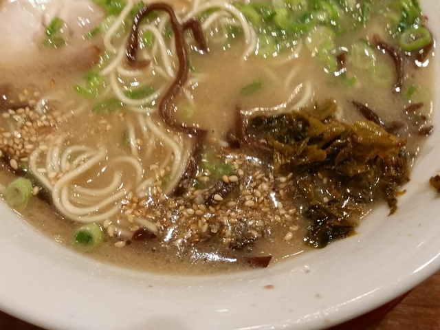 うま馬 渋谷ヒカリエ店 オシャレな場所で食べる博多ラーメン Itよろづや