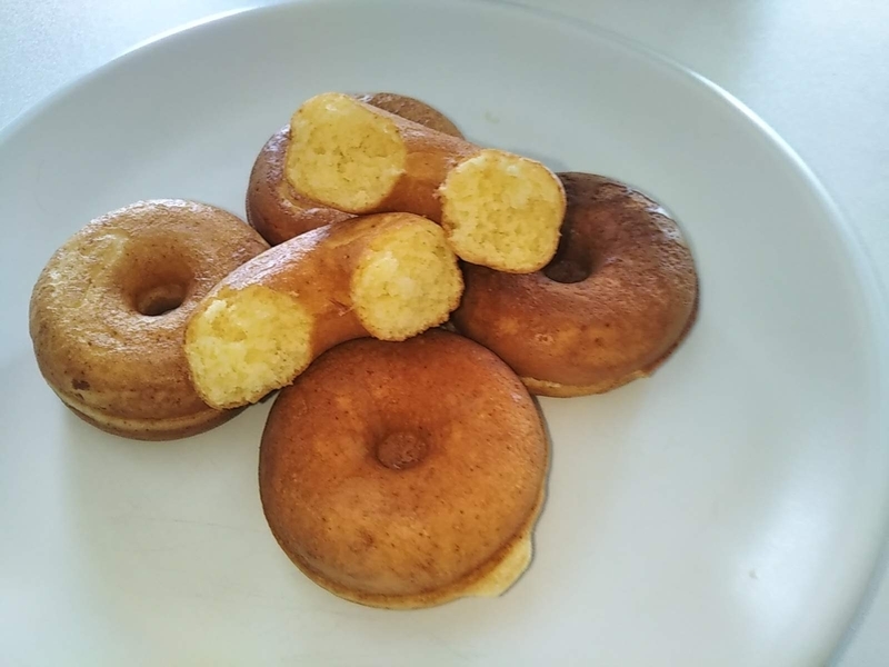 簡単 ホットケーキミックスで作る 人形焼きのような焼きドーナツ 保育園で給食を作っています