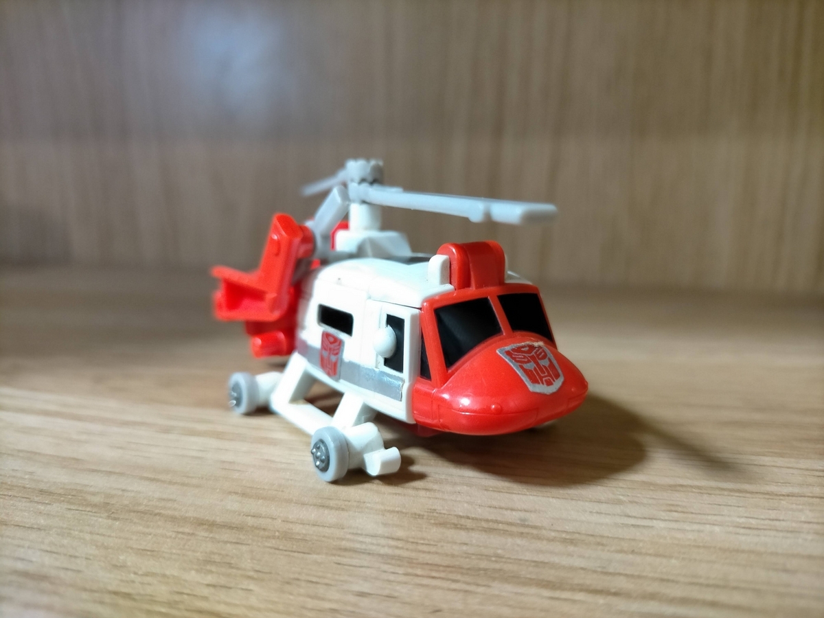 EVAC レスキュー ヘリコプター　必読　プロテクトボット？ トランスフォーマー トランスフォーマー40周年記念！毎日紹介トランスフォーマー