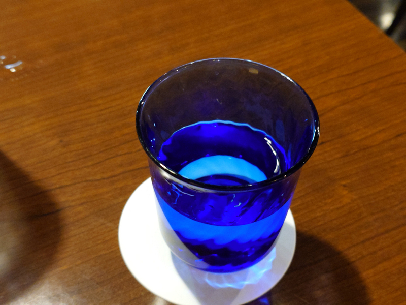 北谷の泡盛　琉球グラスで