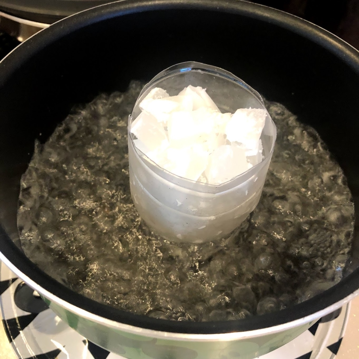 ちょっと手間かかるけどメインバーナーになりうる ワックスバーナー 自作のススメ みあぽんねっと