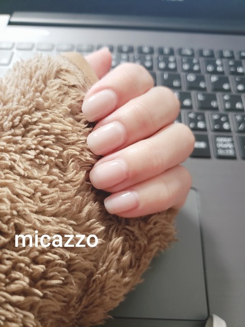 セルフで簡単!大人可愛いシンプルジェルネイル【イエベ/プリジェル/ヌードベージュ】 - micazzoのネイル セルフで簡単!大人可愛いシンプルジェルネイル【イエベ/プリジェル/ヌードベージュ】 - micazzoのネイル