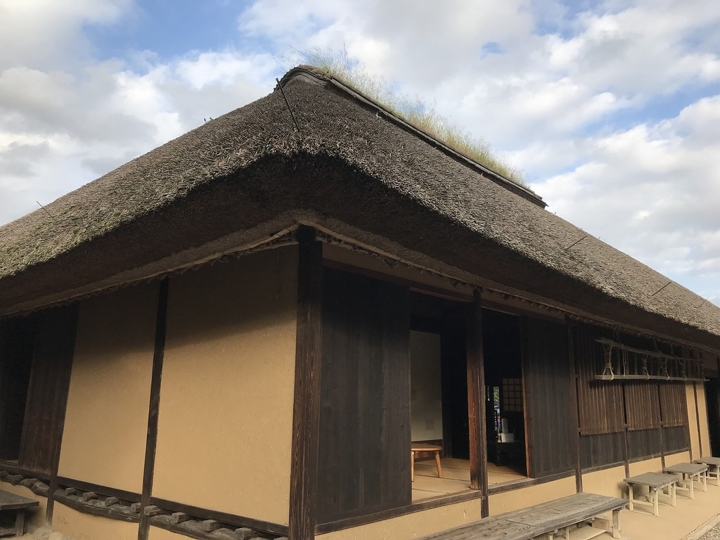 新倉ふるさと民家園「旧冨岡家住宅」をぶらり訪問。研究開発都市