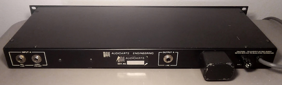 Custom Audio Electronics 3+ SEとVHT 2902