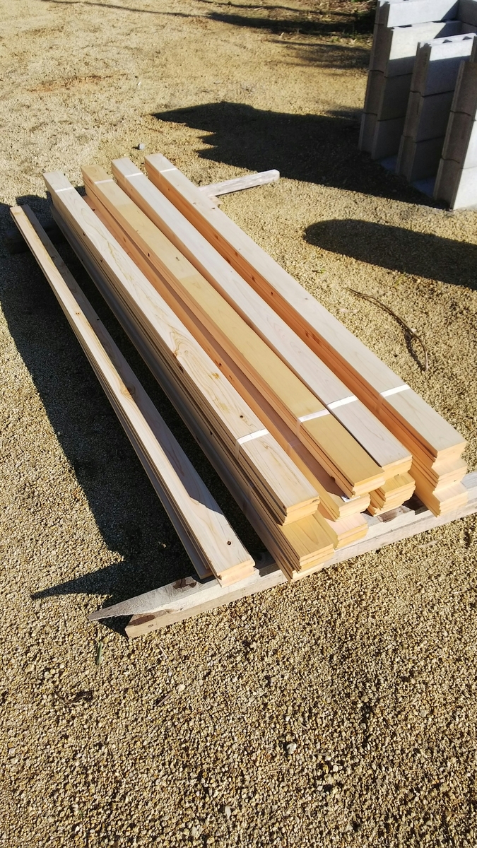 ウッドフェンス設置 Diy おやじの隠れ家づくり セルフビルドで小屋づくりに挑戦 ウッドフェンス設置 Diy おやじの隠れ家づくり セルフビルドで小屋づくりに挑戦
