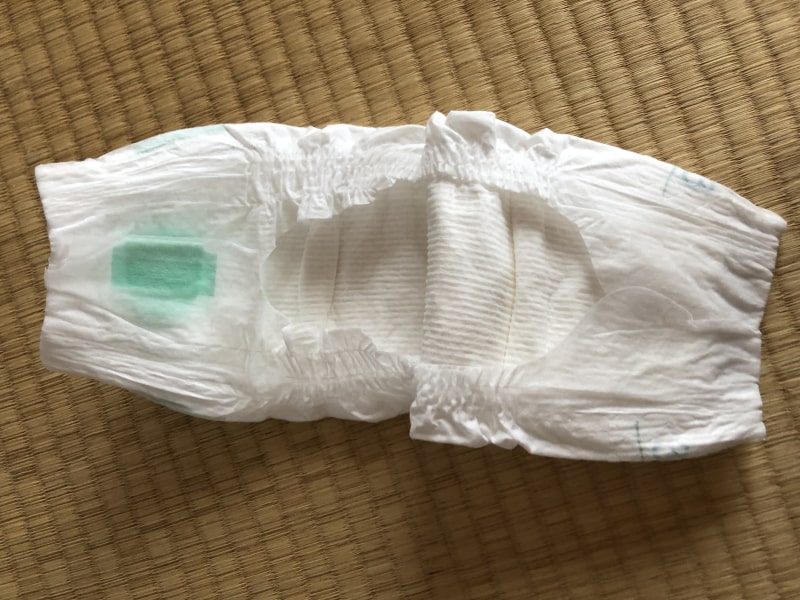 ムーニーのテープタイプのおむつギャザー部分の写真