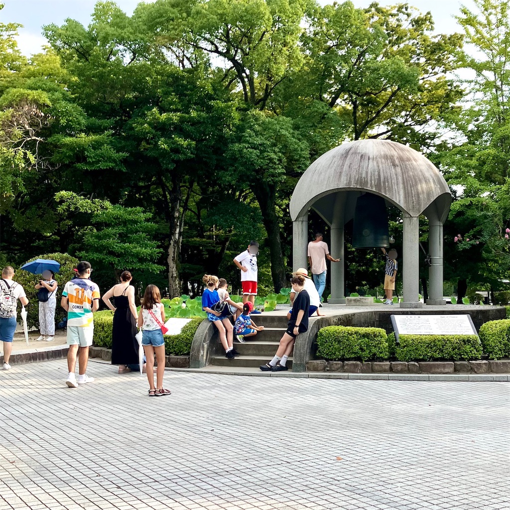 平和記念公園の平和の鐘