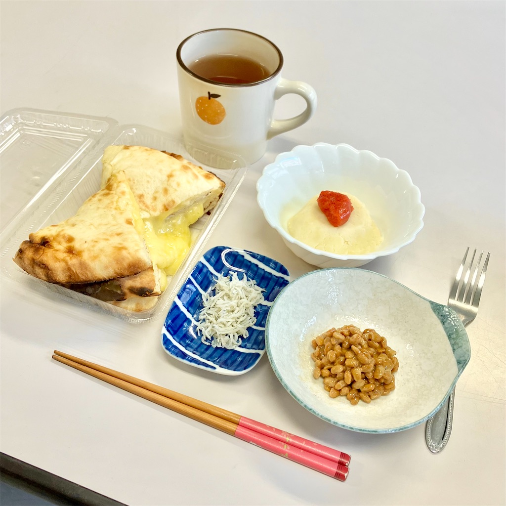 第二回 チーズナンに合うもの選手権。MVPはホットサンドメーカー