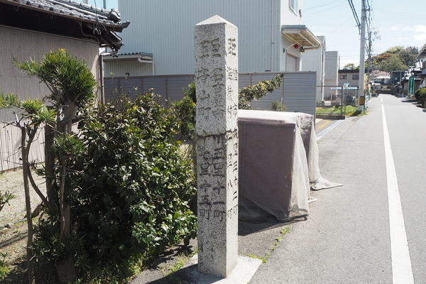 f:id:midorineko_cutter_mat:20190608135710j:plain f:id:midorineko_cutter_mat:20190608135710j:plain