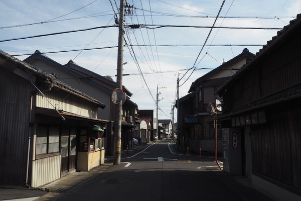 f:id:midorineko_cutter_mat:20190608142632j:plain f:id:midorineko_cutter_mat:20190608142632j:plain