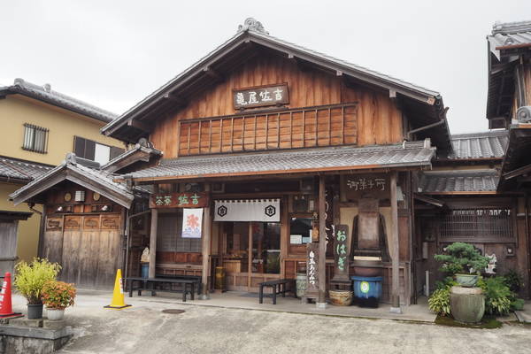 f:id:midorineko_cutter_mat:20190821104608j:plain f:id:midorineko_cutter_mat:20190821104608j:plain