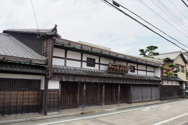 f:id:midorineko_cutter_mat:20190902145429j:plain f:id:midorineko_cutter_mat:20190902145429j:plain