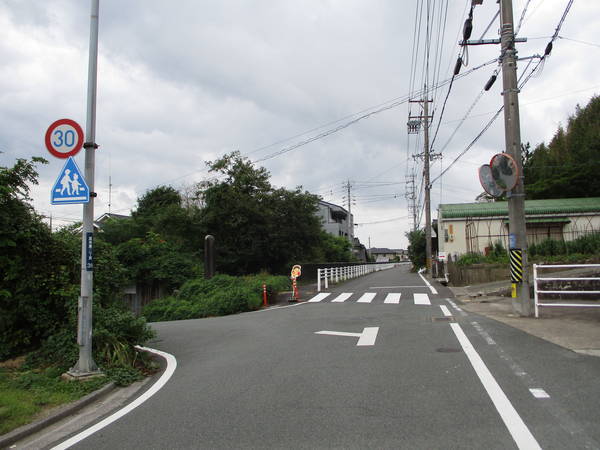 f:id:midorineko_cutter_mat:20191001225259j:plain f:id:midorineko_cutter_mat:20191001225259j:plain