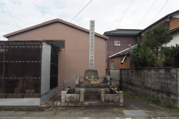 f:id:midorineko_cutter_mat:20191002220054j:plain f:id:midorineko_cutter_mat:20191002220054j:plain