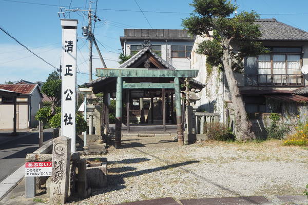 f:id:midorineko_cutter_mat:20191011204616j:plain f:id:midorineko_cutter_mat:20191011204616j:plain