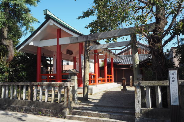 f:id:midorineko_cutter_mat:20191011210232j:plain f:id:midorineko_cutter_mat:20191011210232j:plain