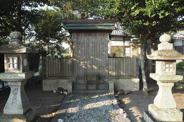 f:id:midorineko_cutter_mat:20191029144045j:plain f:id:midorineko_cutter_mat:20191029144045j:plain