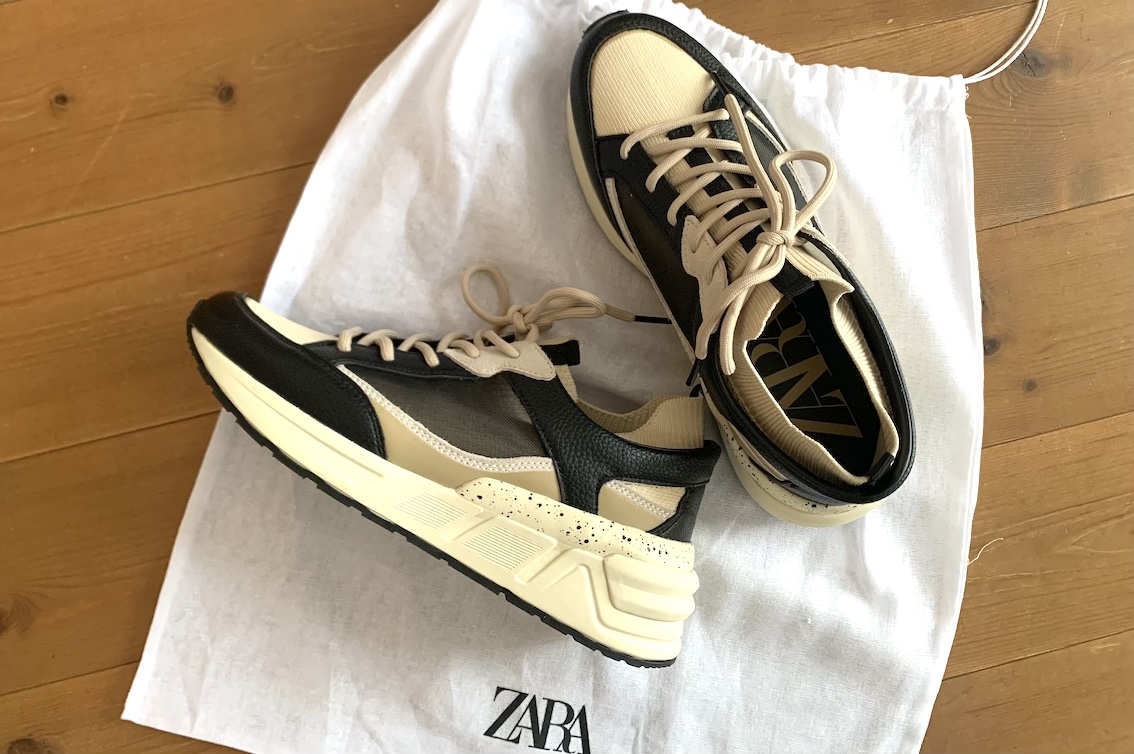 人気★ZARA スニーカー★コントラストカラー シンプル おしゃれ 人気☆ZARA スニーカー☆コントラストカラー シンプル おしゃれ