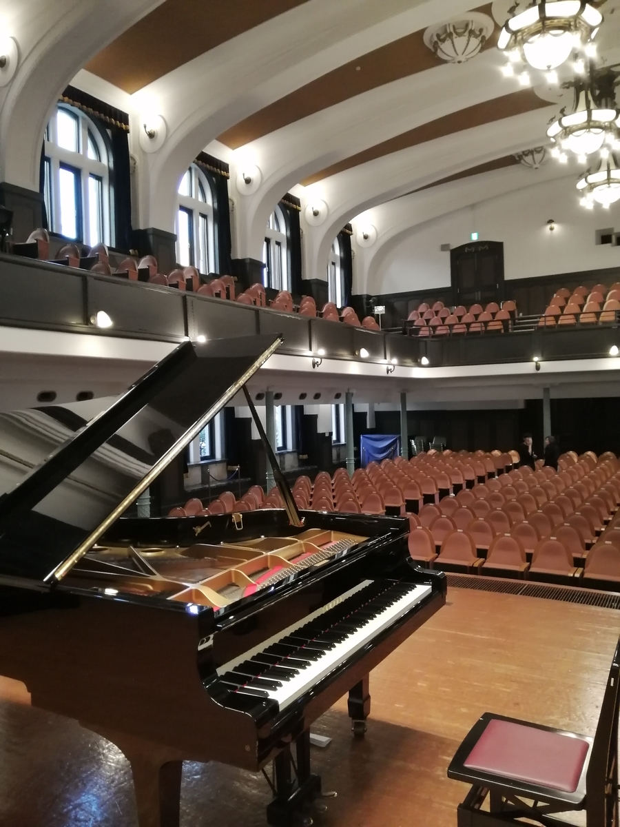 横浜市開港記念会館コンサート～クララ・シューマン生誕200年によせて