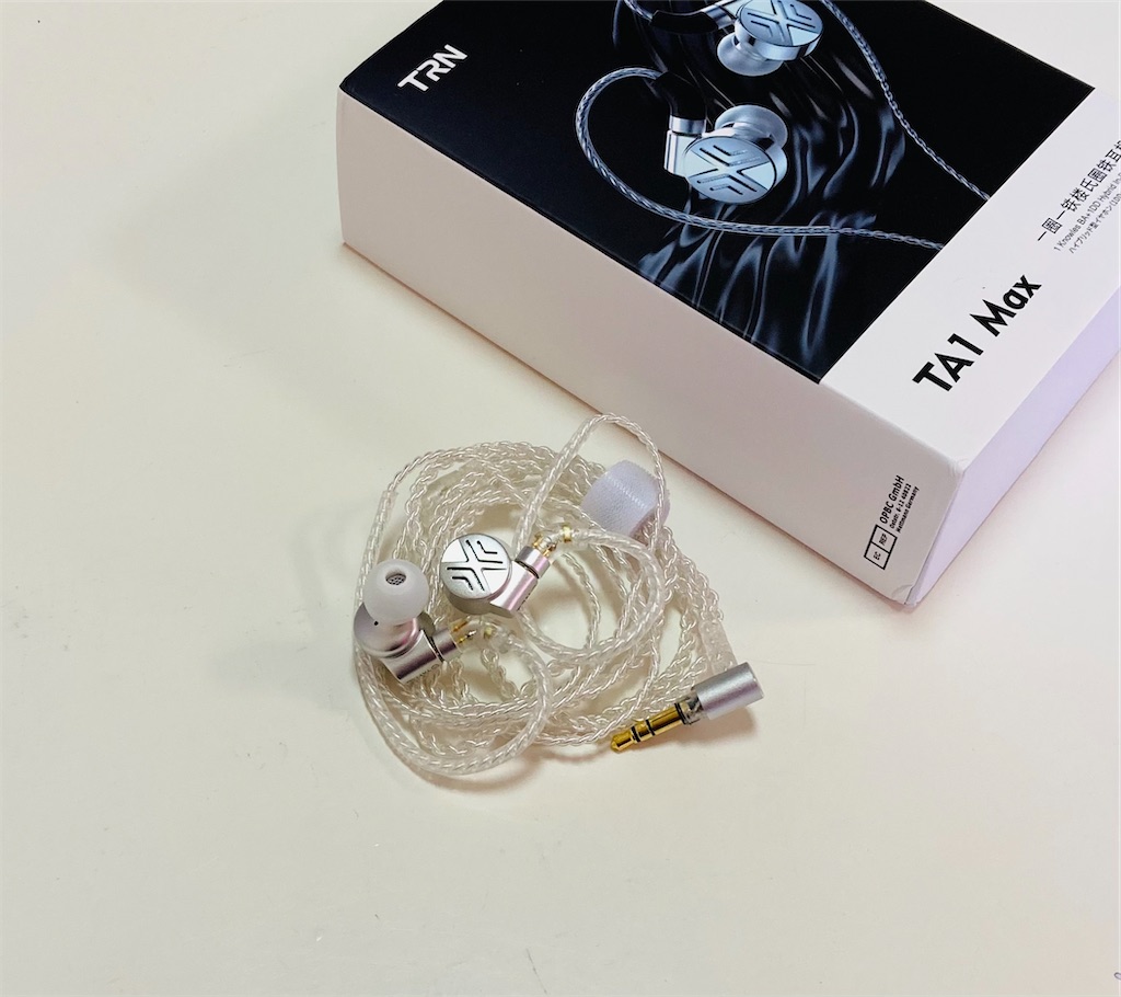 【あいみょん】華の1ドラルーキー ホワイト(130) &パープル(M)セット Series 005 ラメホワイト – Q&Q SmileSolar ONLINE STORE