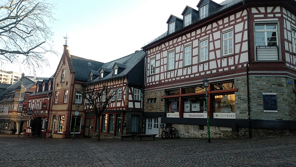 f:id:miityo_51:20200109102204j:plain f:id:miityo_51:20200109102204j:plain